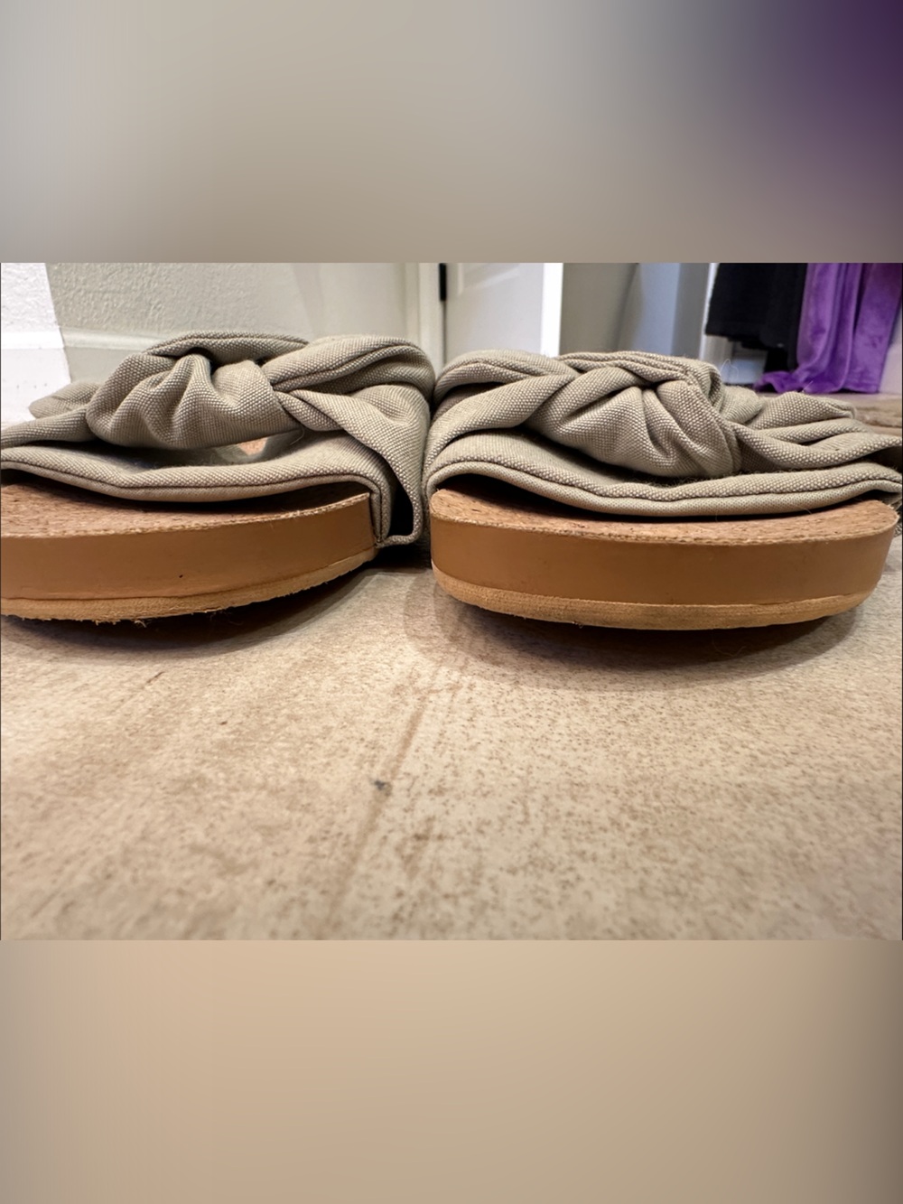 Reef Women's Green Knotted Cork Slide Sandals - Picture 5 of 5